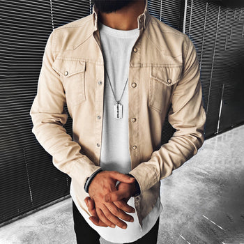 Solid color two-pocket long-sleeved shirt jacket